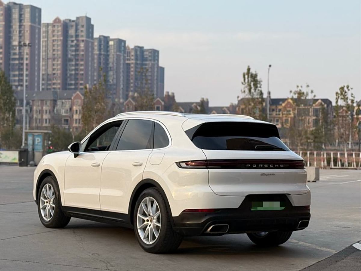 保時(shí)捷 Cayenne新能源  2024款 Cayenne E-Hybrid 2.0T圖片