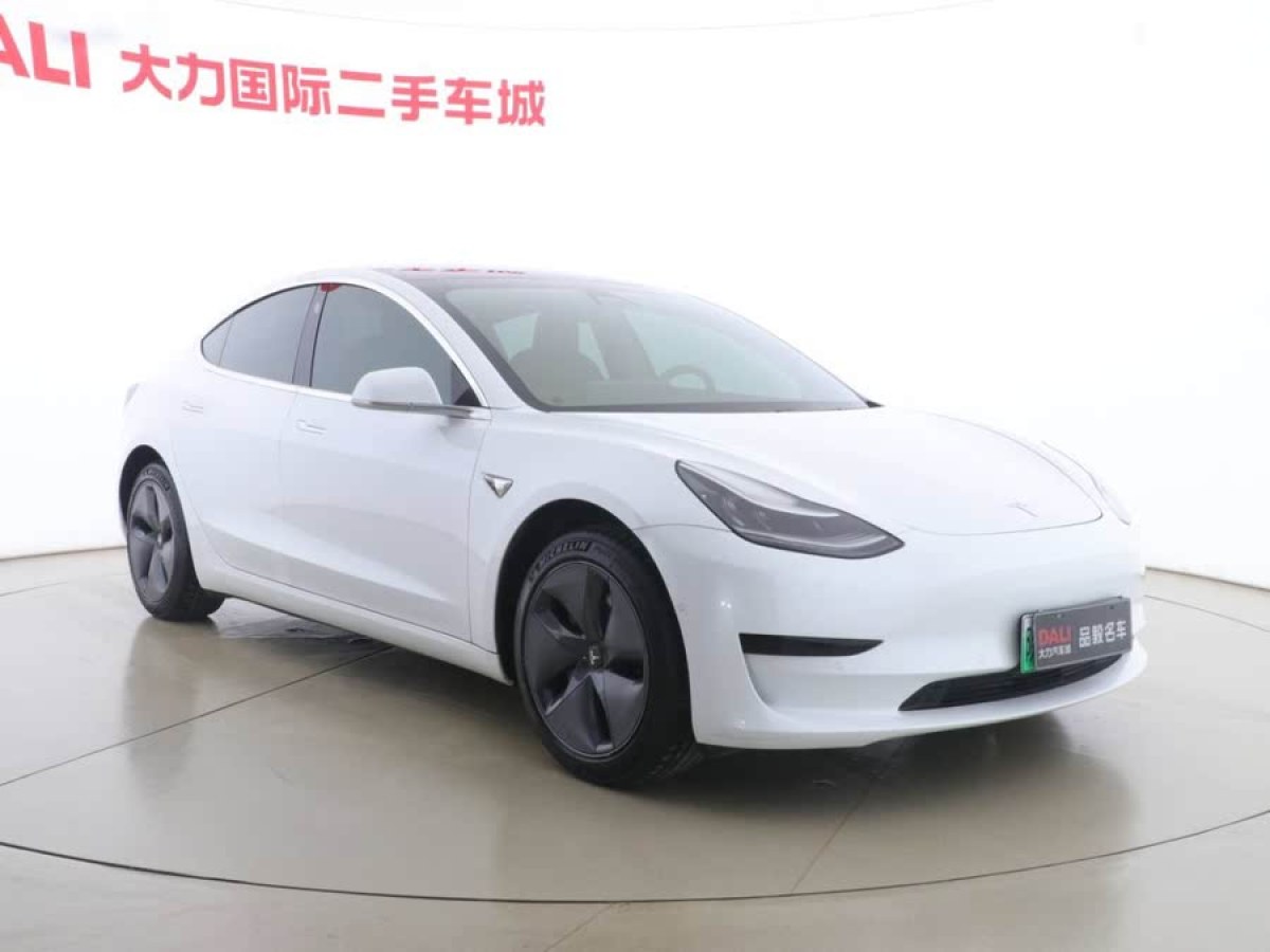 特斯拉 Model 3  2020款 改款 標準續(xù)航后驅升級版圖片