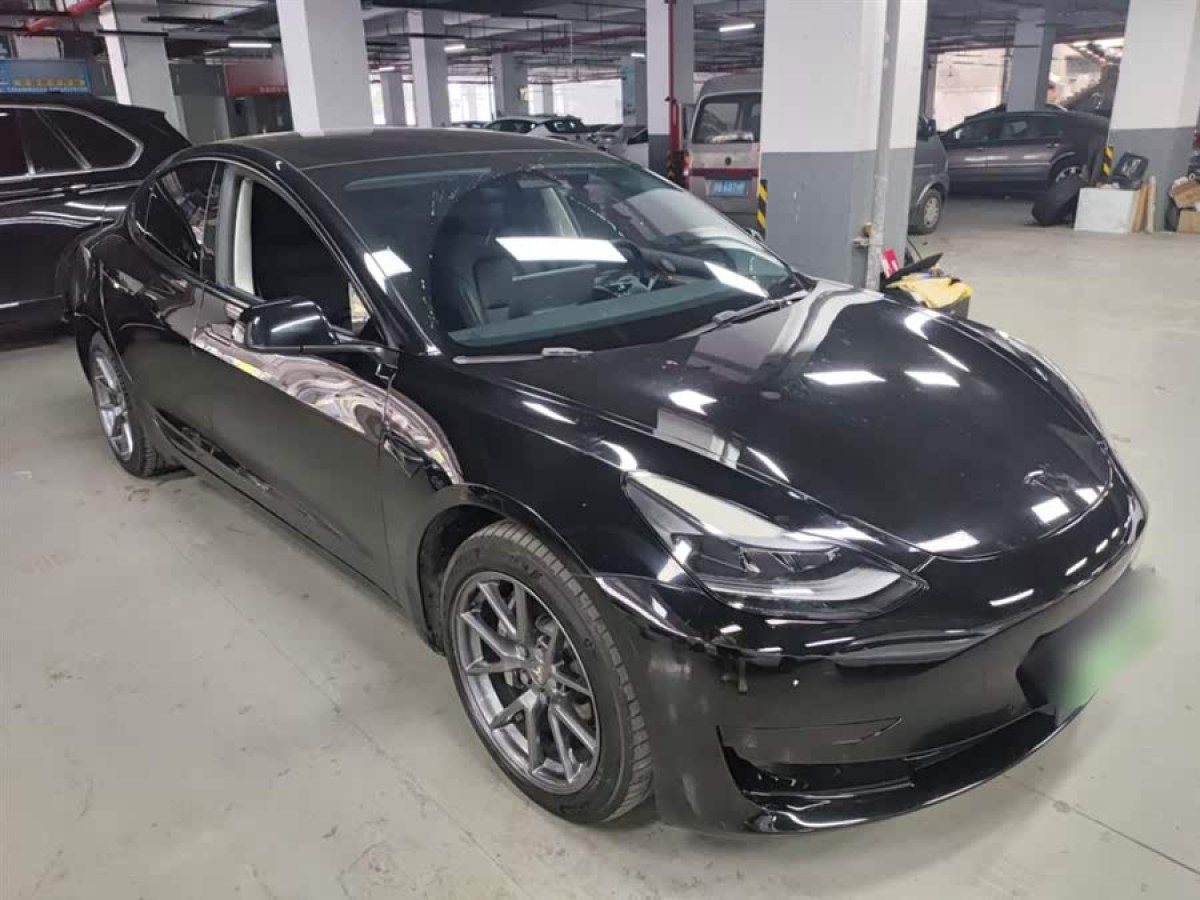 特斯拉 Model 3  2022款 后輪驅(qū)動版圖片