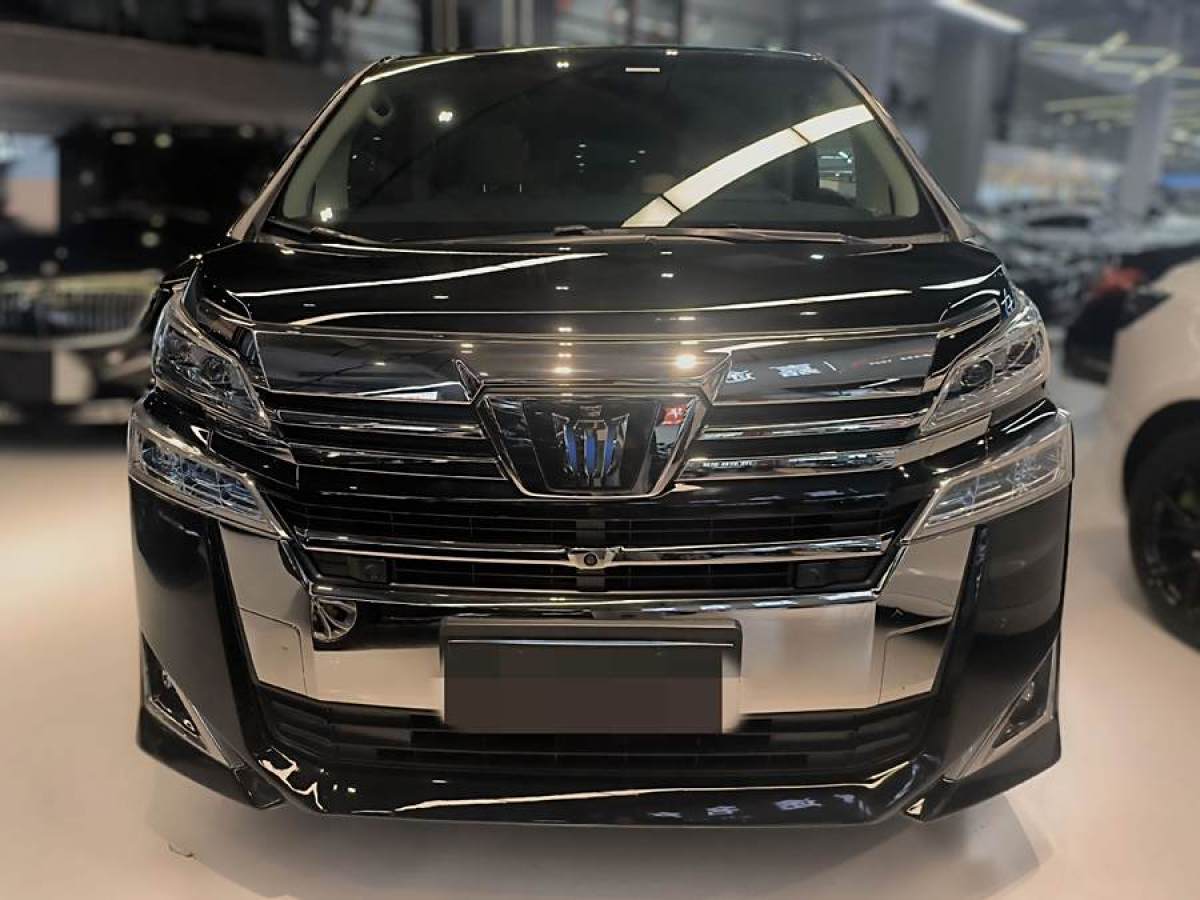 2021年7月豐田 威爾法  2021款 皇冠 雙擎 2.5L HV尊貴版