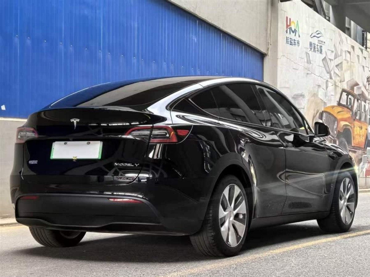 特斯拉 Model Y  2022款 改款 后輪驅(qū)動版圖片