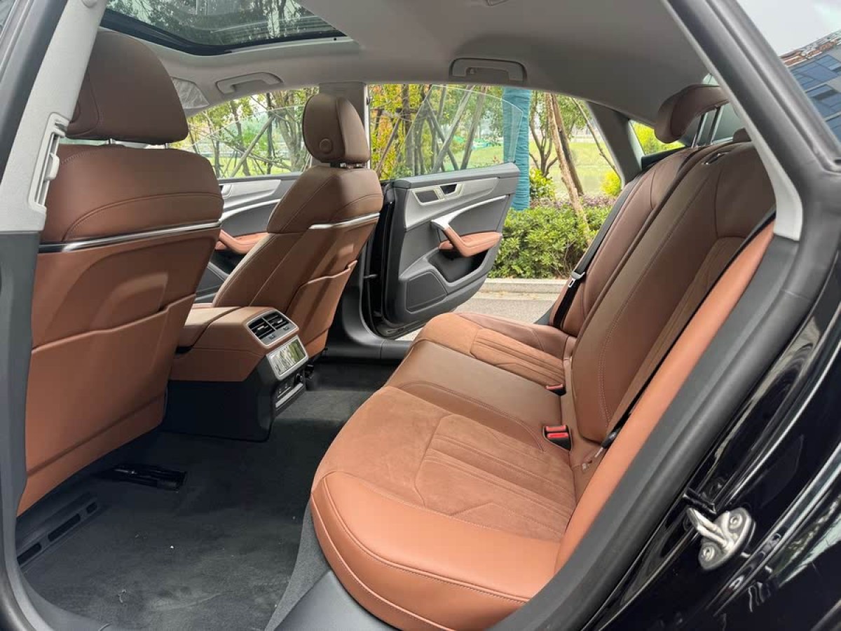 奧迪 奧迪A7L  2024款 45 TFSI 豪華型圖片