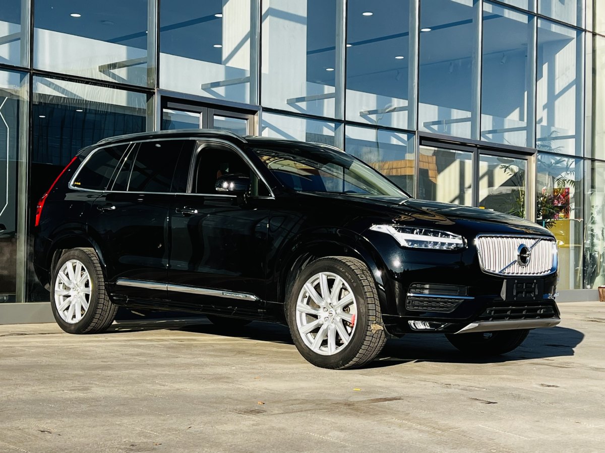 沃爾沃 XC90  2019款  T6 智逸版 7座 國(guó)VI圖片