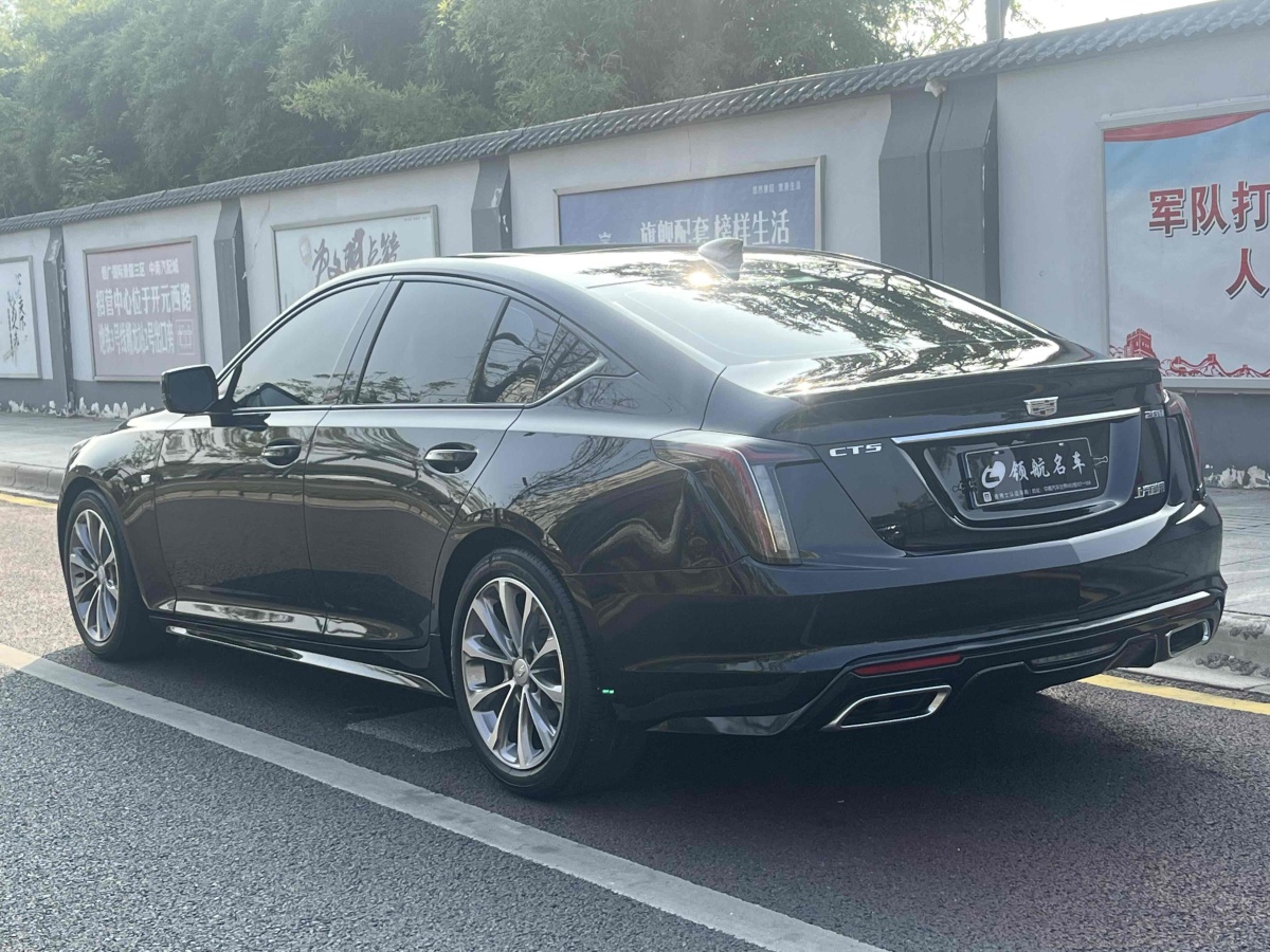 凱迪拉克 CT5  2021款 28T 領(lǐng)先運動型圖片