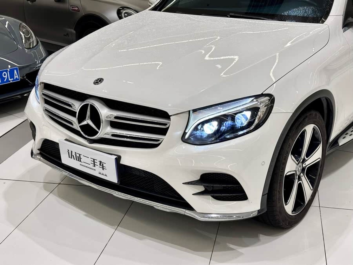 奔馳 奔馳GLC  2018款 改款 GLC 300 4MATIC 動(dòng)感型圖片
