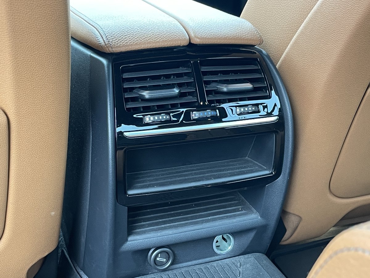 宝马 宝马5系  2019款  改款 530Li xDrive M运动套装图片