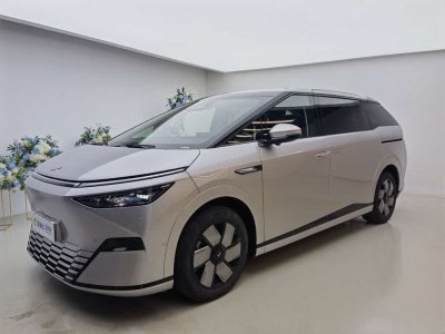 2024年2月 小鵬 小鵬X9 702超長續(xù)航Max圖片