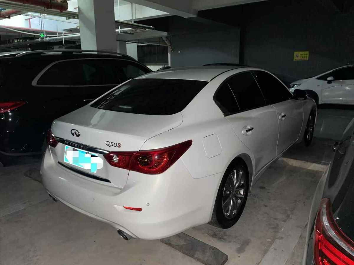 英菲尼迪 Q50L  2015款 2.0T 悅享版圖片