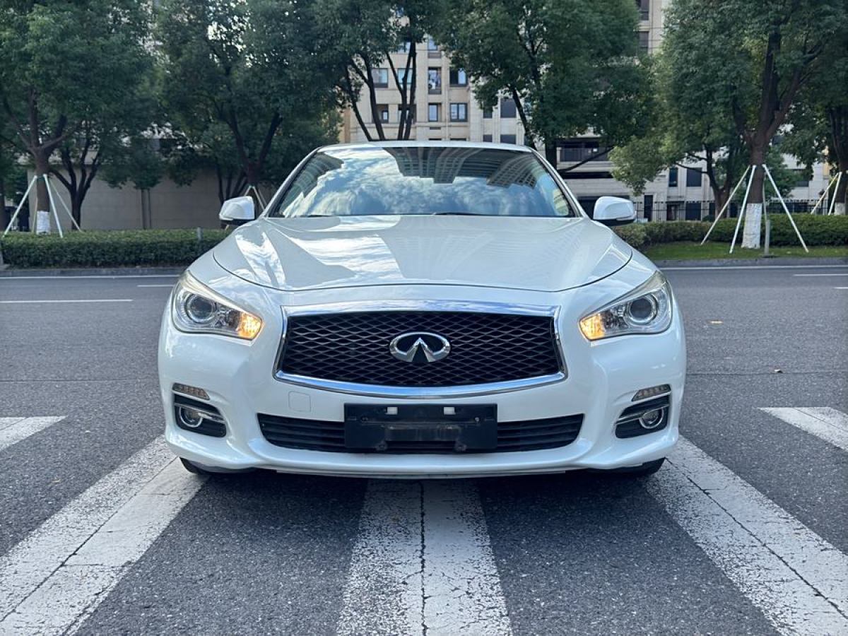 英菲尼迪 Q50L  2015款 2.0T 舒適版圖片