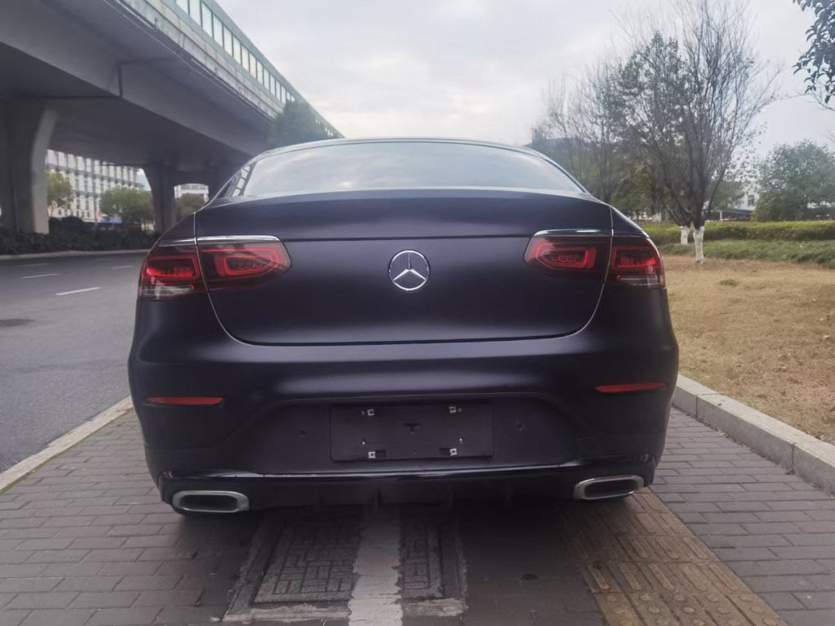 奔馳 奔馳GLC  2022款 改款 GLC 300 4MATIC 轎跑SUV圖片