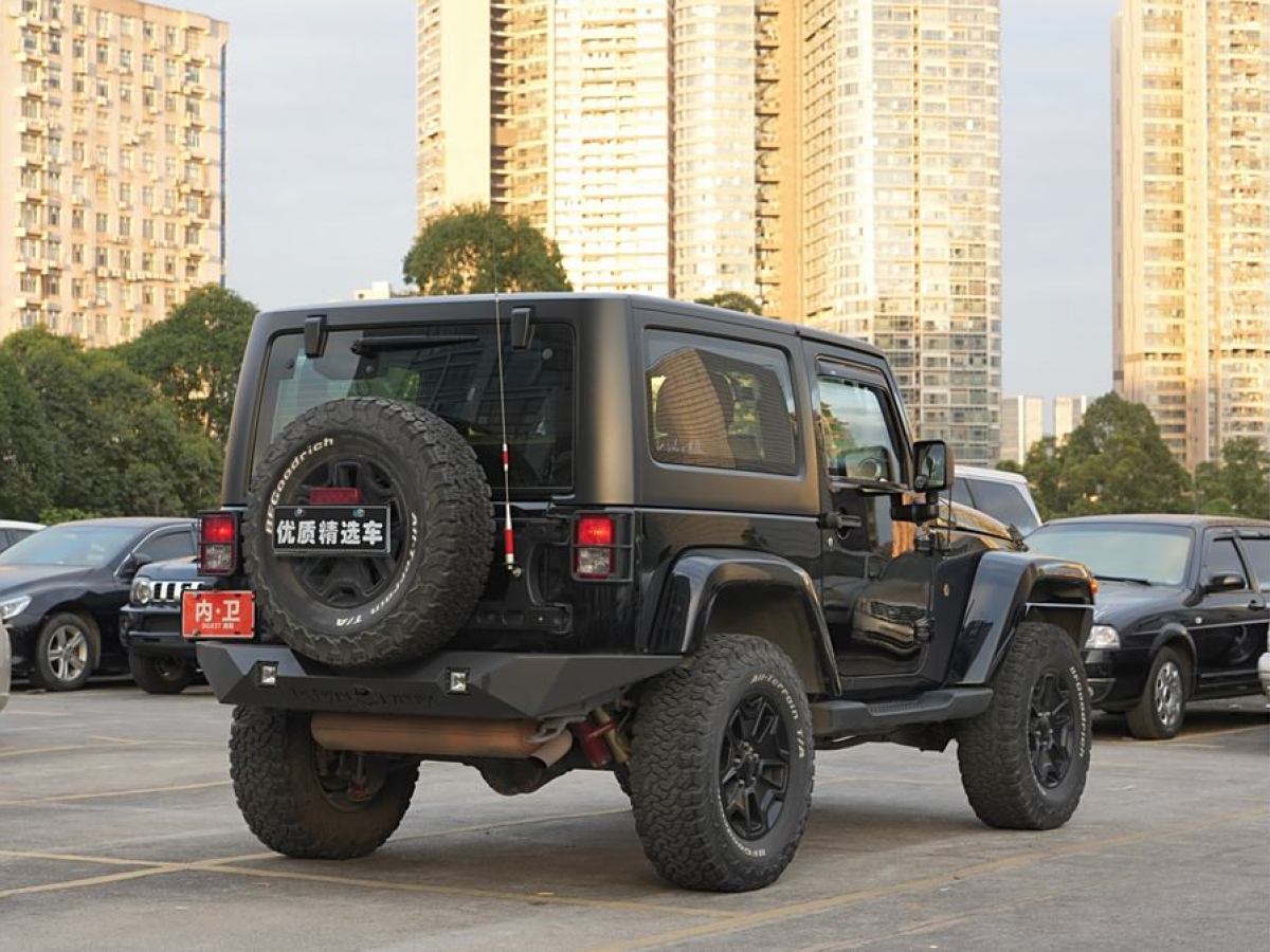 Jeep 牧馬人  2013款 3.6L Sahara 兩門版圖片