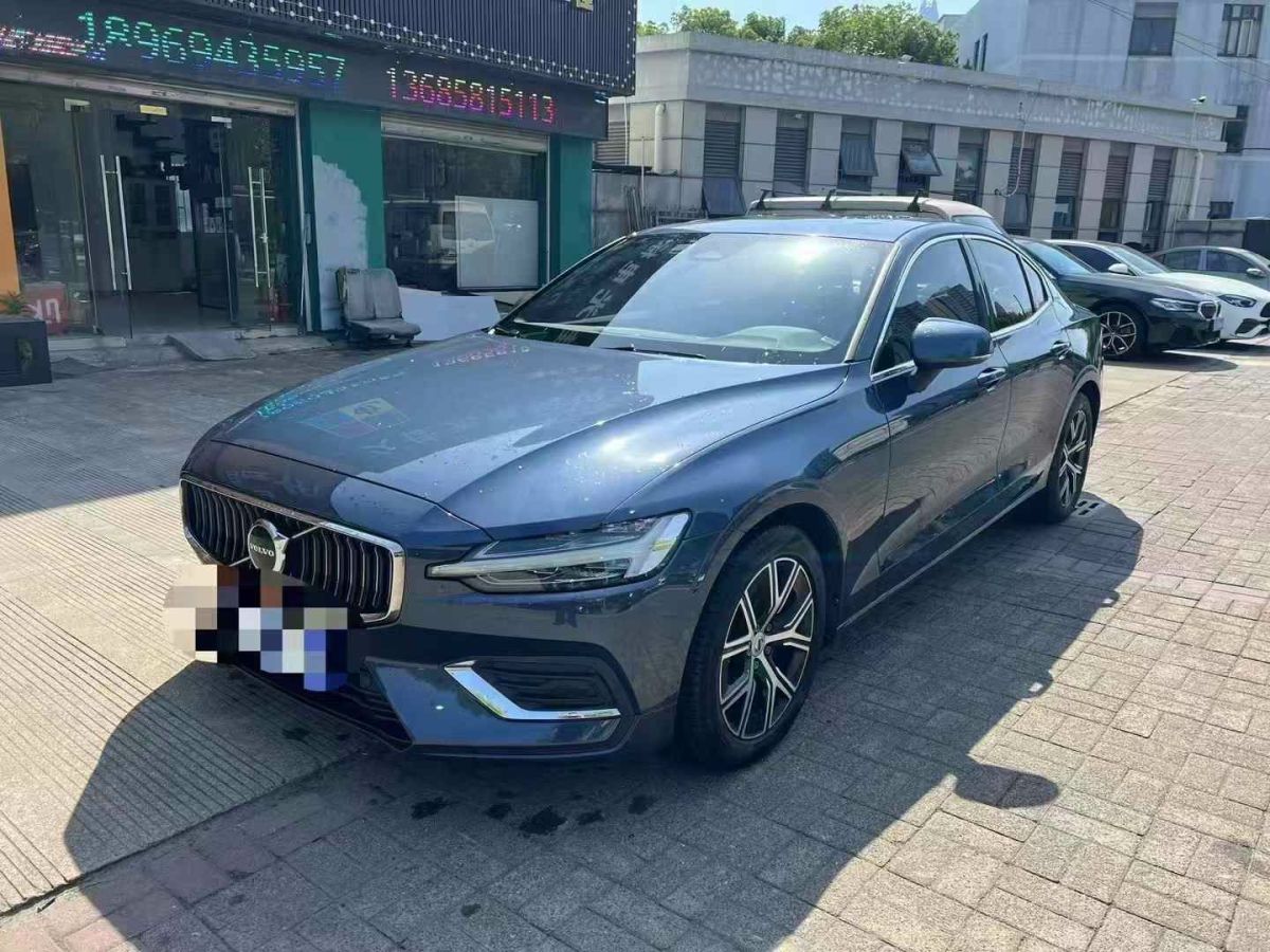 沃爾沃 S60L  2023款 B3 智行豪華版圖片
