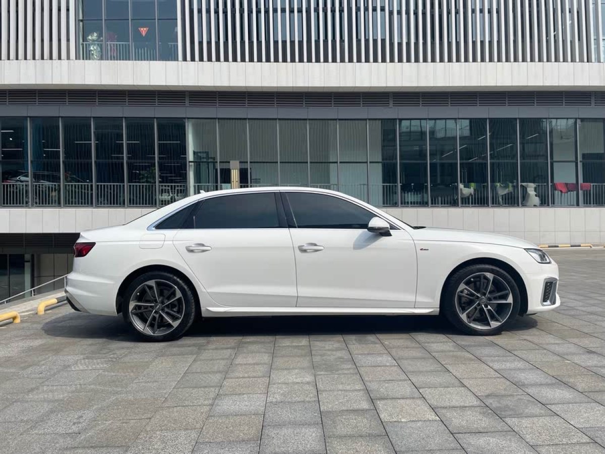 奧迪 奧迪A4L  2022款 40 TFSI 時尚動感型圖片