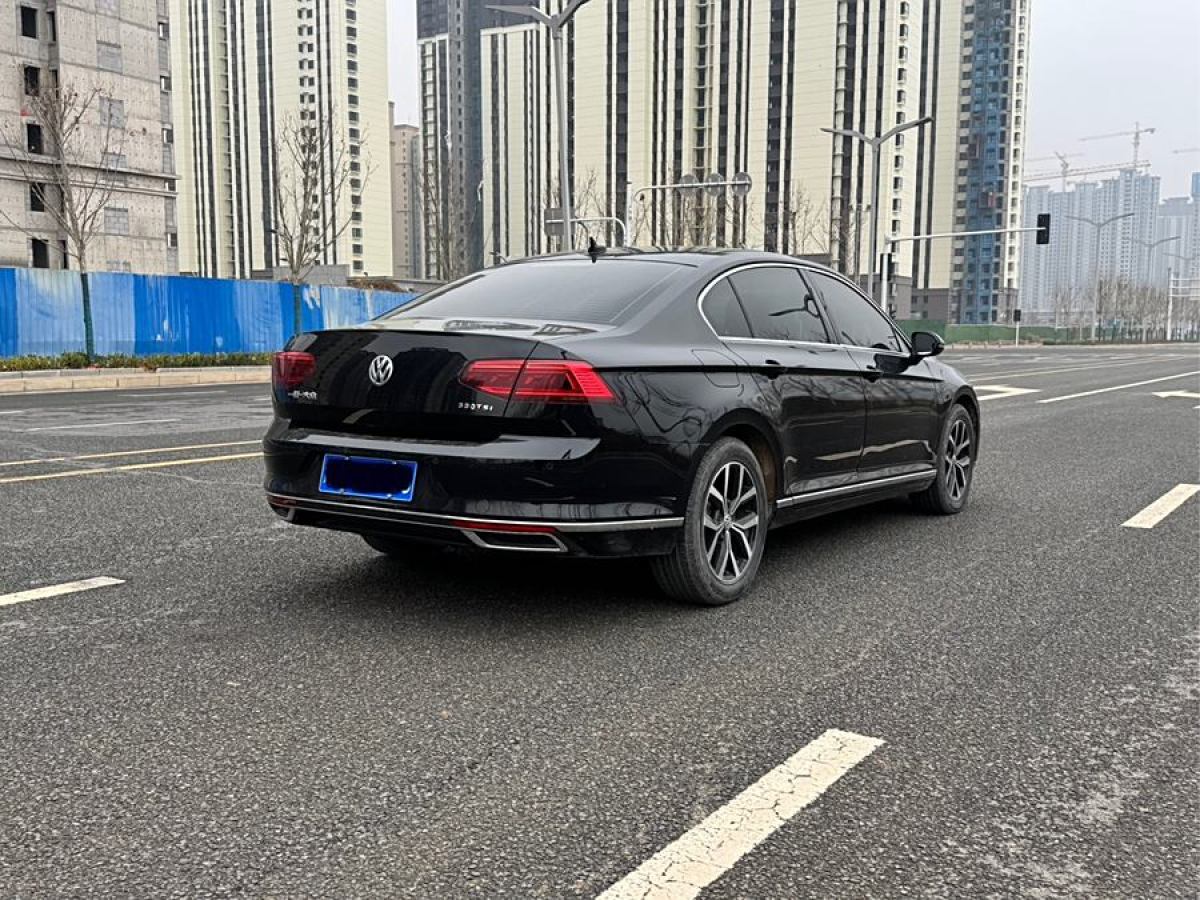 大眾 邁騰  2020款 280TSI DSG 領(lǐng)先型圖片