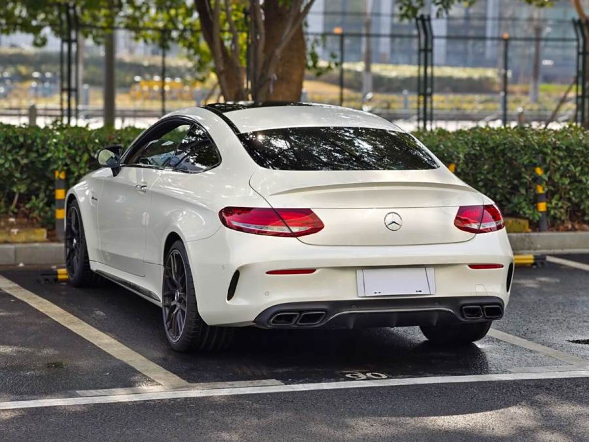 奔馳 奔馳C級(jí)AMG  2016款 AMG C 63 S Coupe圖片