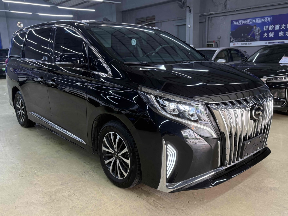 廣汽傳祺 M8  2024款 領(lǐng)秀系列 390T 尊享版圖片