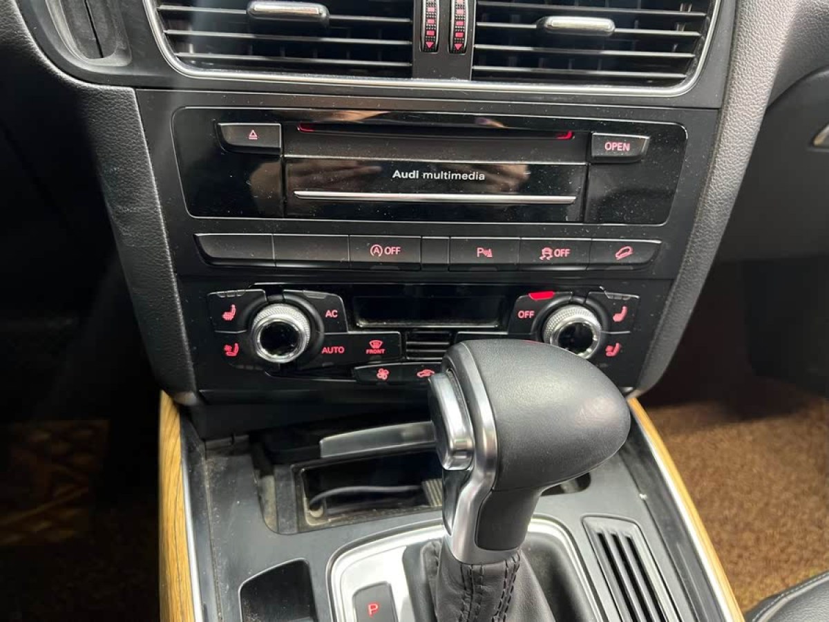 奧迪 奧迪Q5  2013款 40 TFSI 豪華型圖片