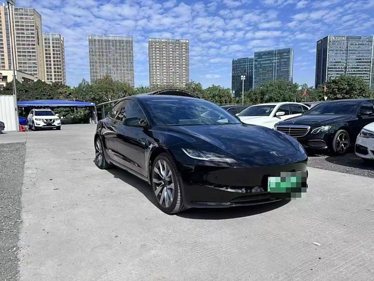 特斯拉 Model Y  2023款 后輪驅(qū)動(dòng)版圖片