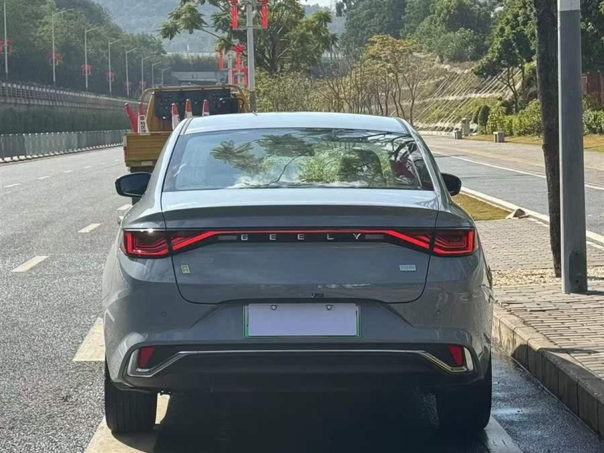 吉利 帝豪L 雷神Hi?P  2022款 1.5TD-DHT Pro 100KM Super 迅圖片