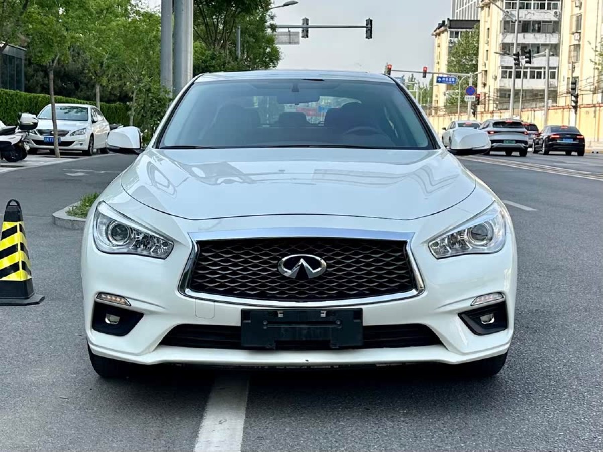 英菲尼迪 Q50L  2022款 2.0T 舒適版圖片