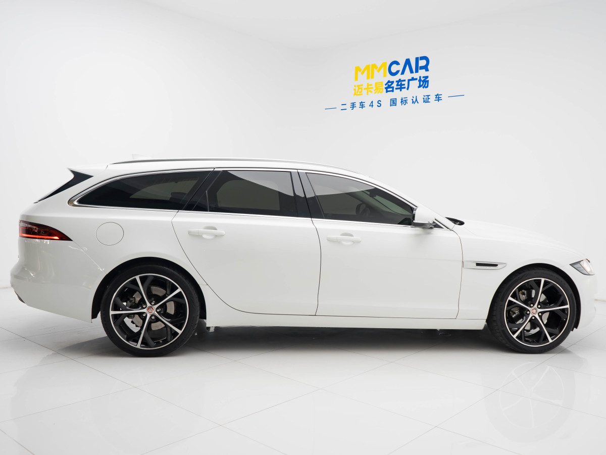 捷豹 XF  2018款 XF Sportbrake 2.0T 250PS 兩驅(qū)風(fēng)華版圖片