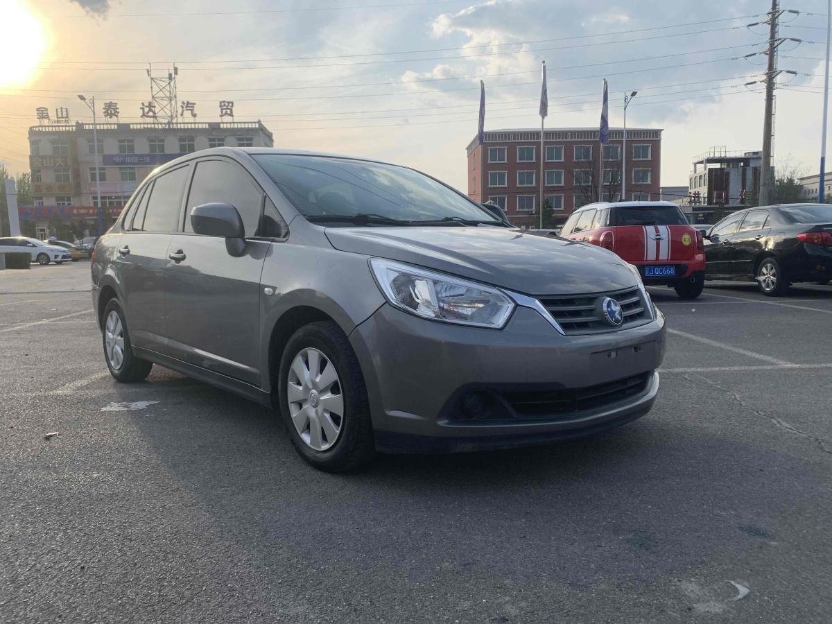 啟辰 D50  2013款 1.6L 手動時尚版圖片