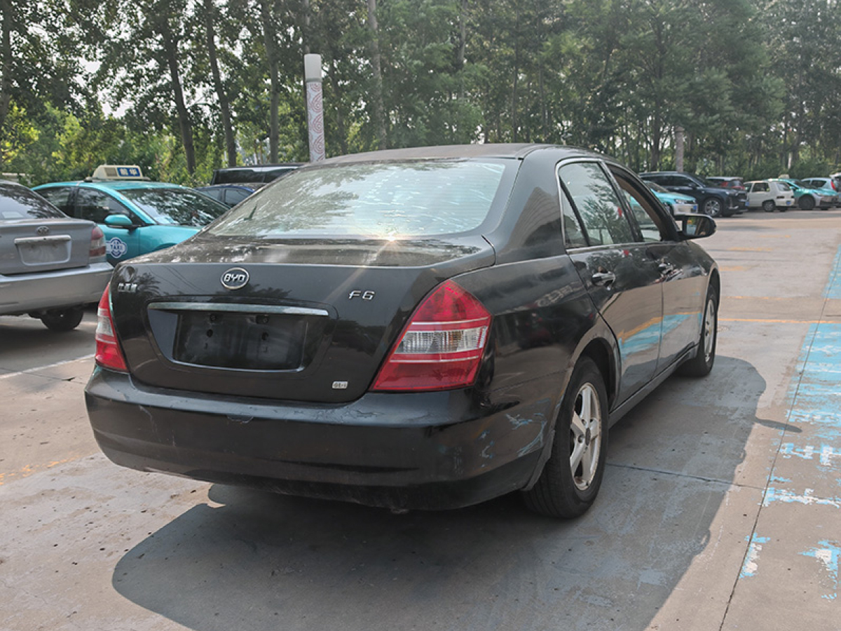 比亞迪 S6 圖片
