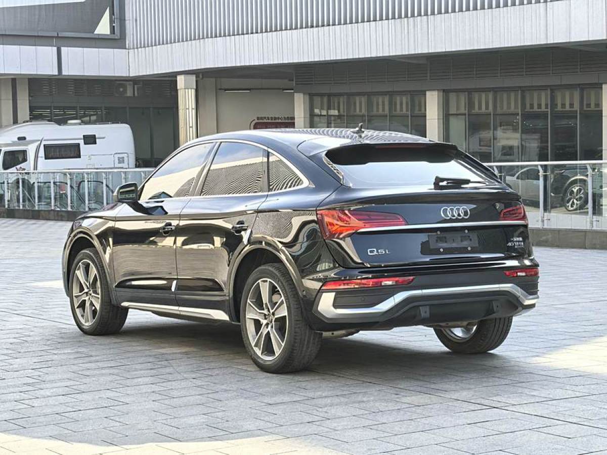 2022年9月奧迪 奧迪Q5L Sportback  2022款 改款 40 TFSI 豪華型