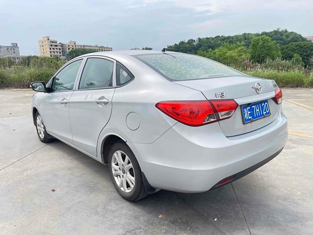 2013年9月海馬 M3  2013款 1.5L 手動標(biāo)準(zhǔn)型