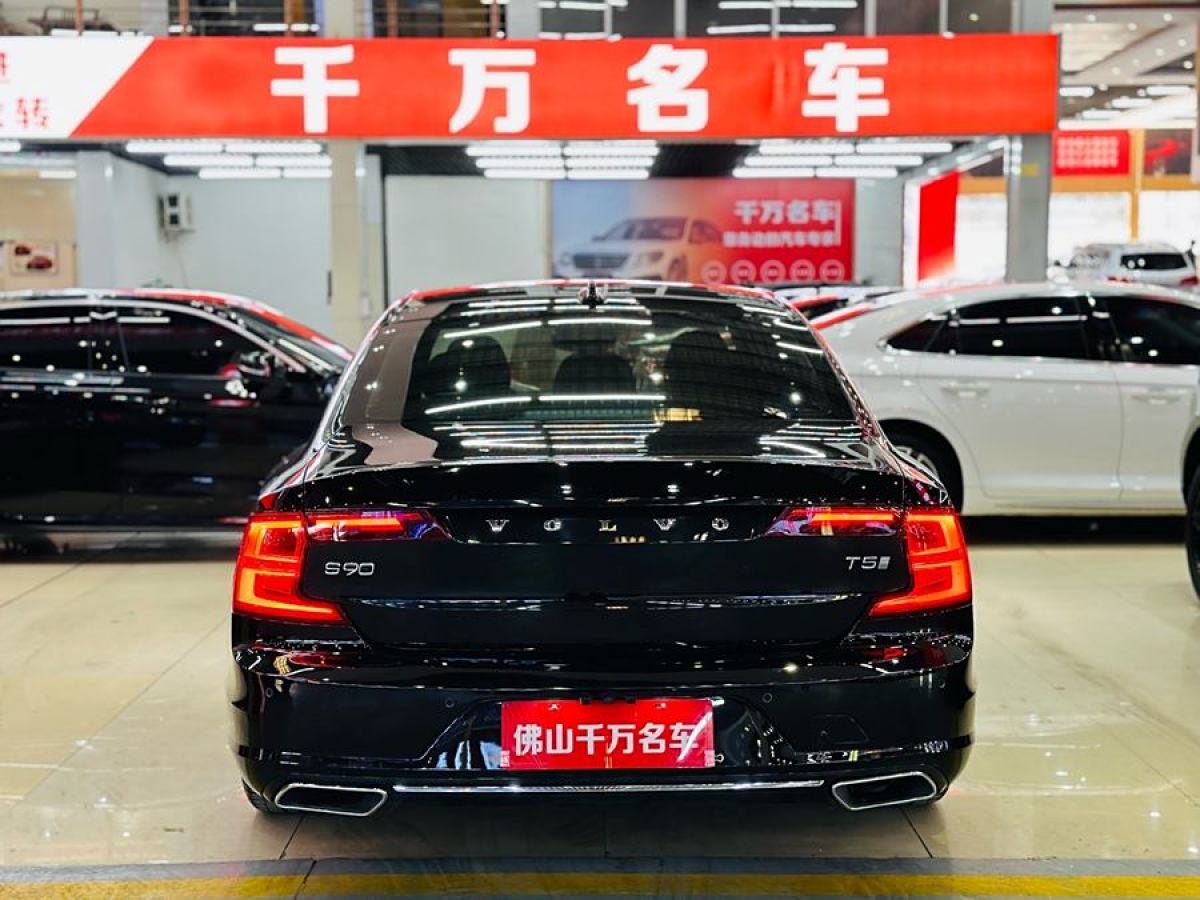 沃爾沃 S90  2020款 改款 T5 智逸豪華版圖片