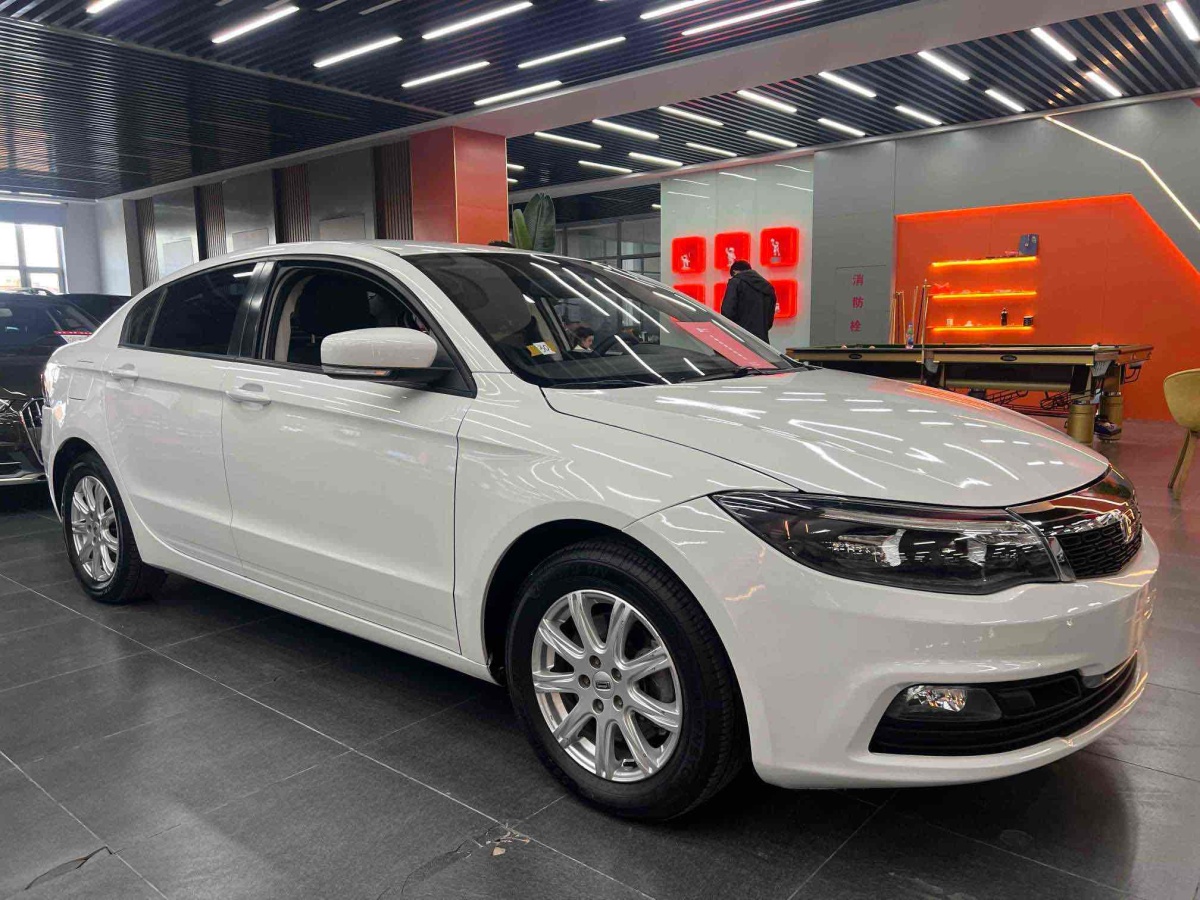 观致 观致3  2018款 三厢 1.6L 自动领先型图片