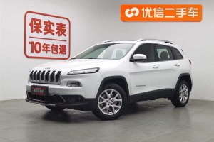 自由光 Jeep 2.0L 優(yōu)越版