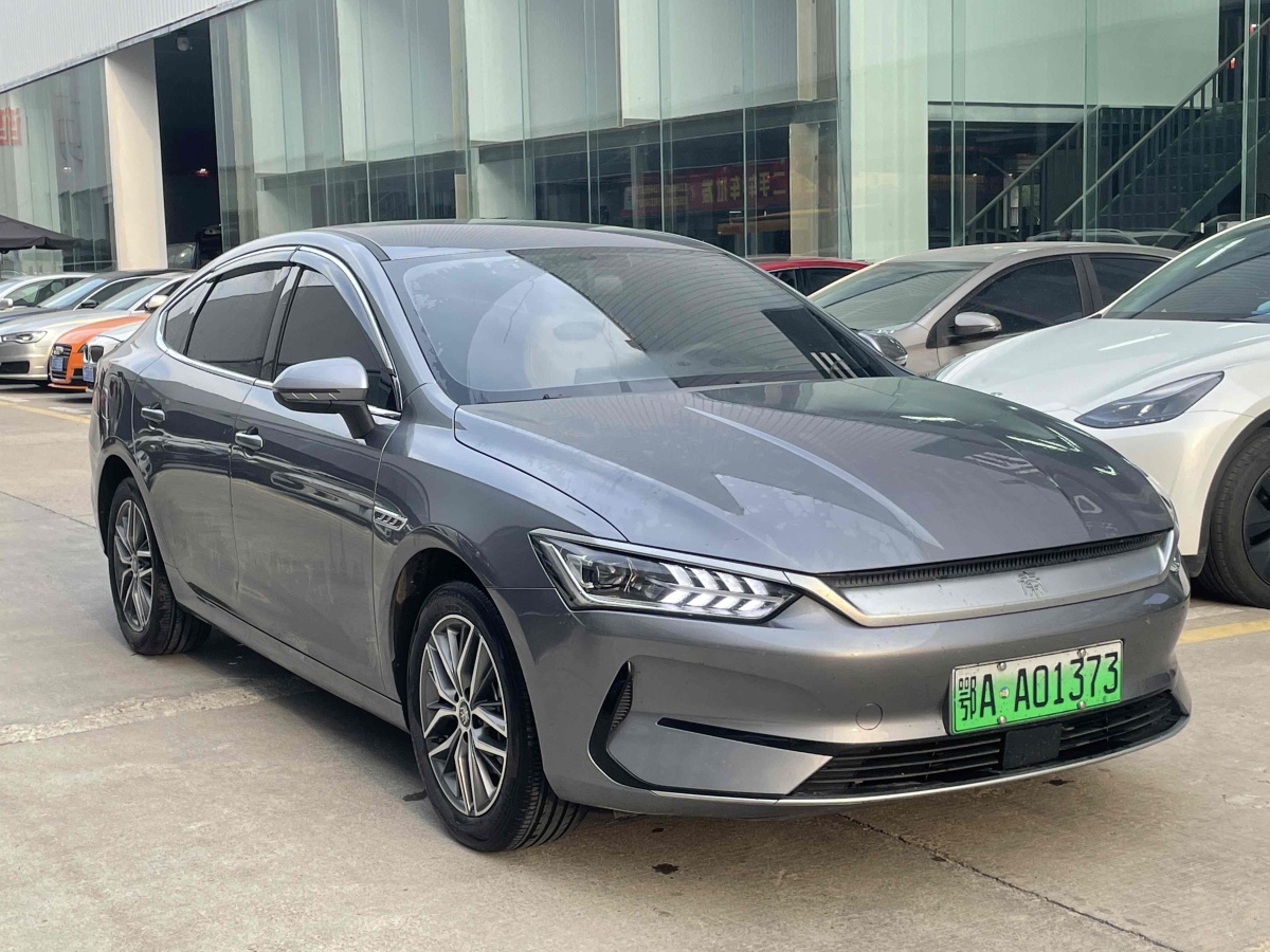 比亞迪 秦PLUS  2023款 冠軍版 EV 510KM領(lǐng)先型圖片