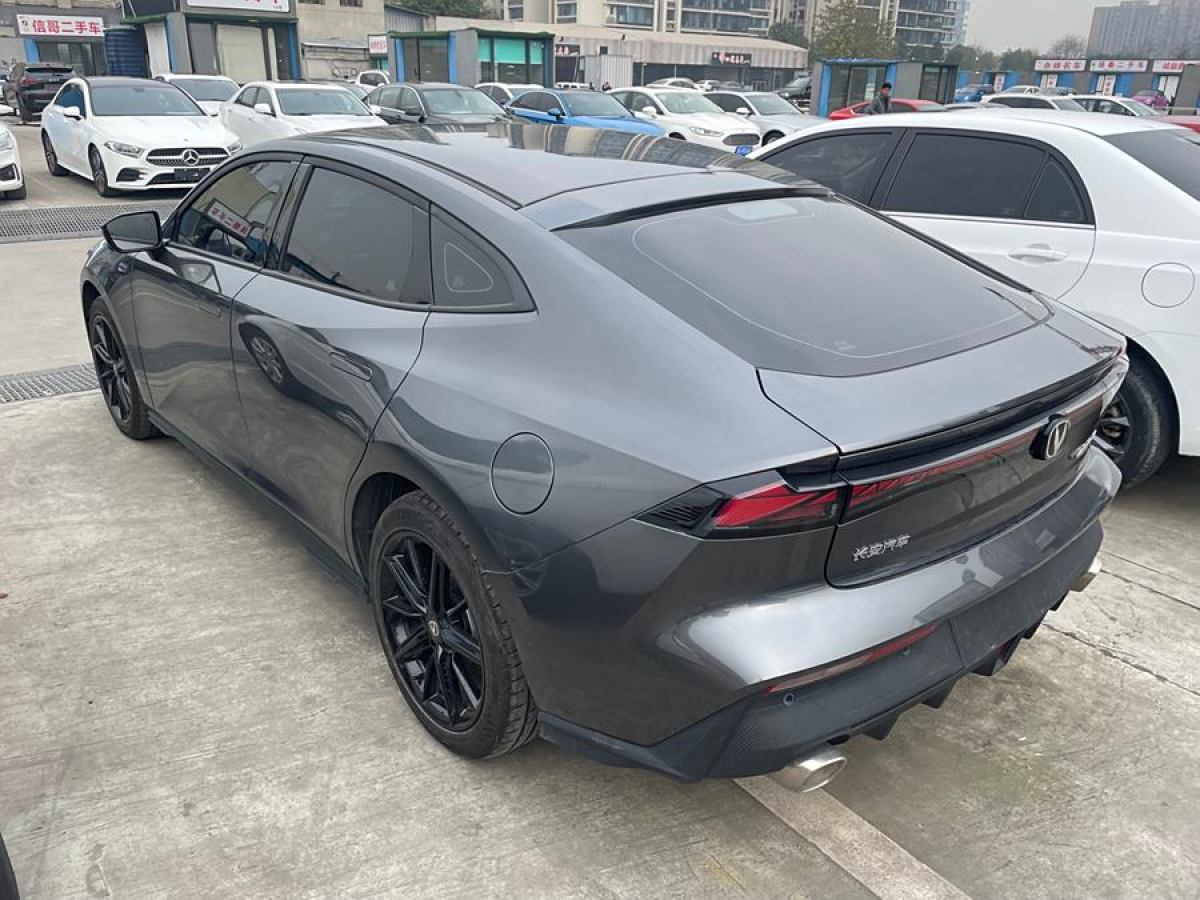 長(zhǎng)安 長(zhǎng)安UNI-V 智電iDD  2023款 智電iDD 1.5T 113km智趣型（飛快版）圖片