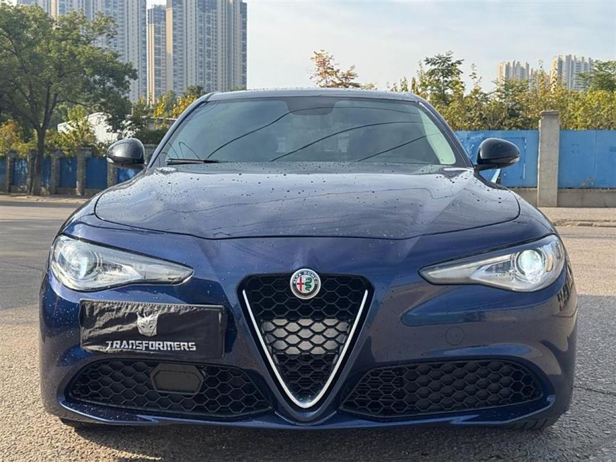 阿爾法·羅密歐 Giulia  2017款 2.0T 280HP 豪華版圖片