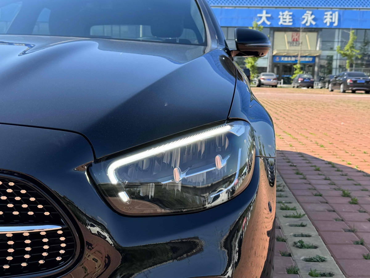 2020年11月奔馳 奔馳E級  2021款 改款 E 300 L 運(yùn)動時(shí)尚型