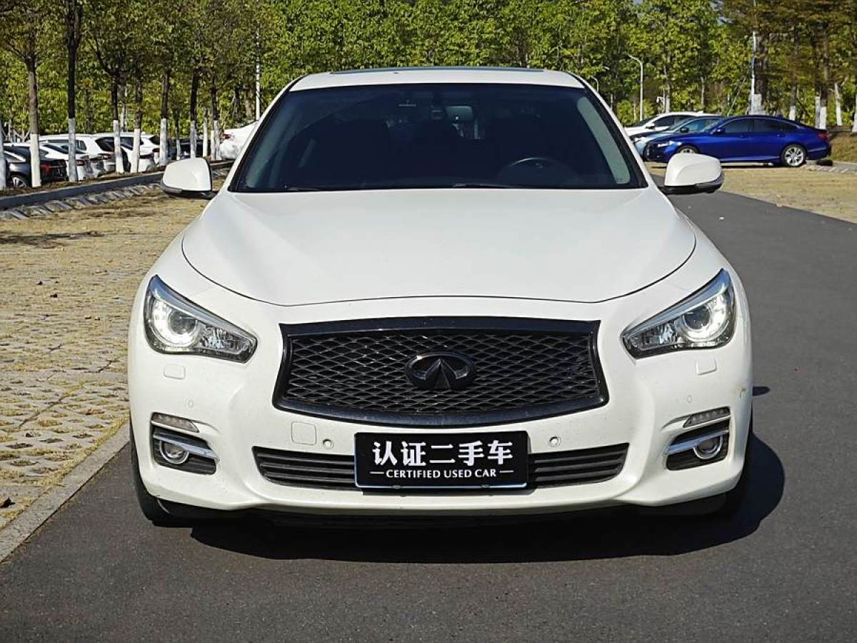 英菲尼迪 Q50L  2016款 2.0T 悅享版圖片