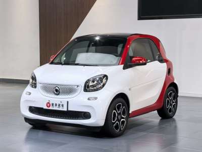 2019年4月 smart fortwo 0.9T 66千瓦硬頂風(fēng)擎版 國(guó)VI圖片