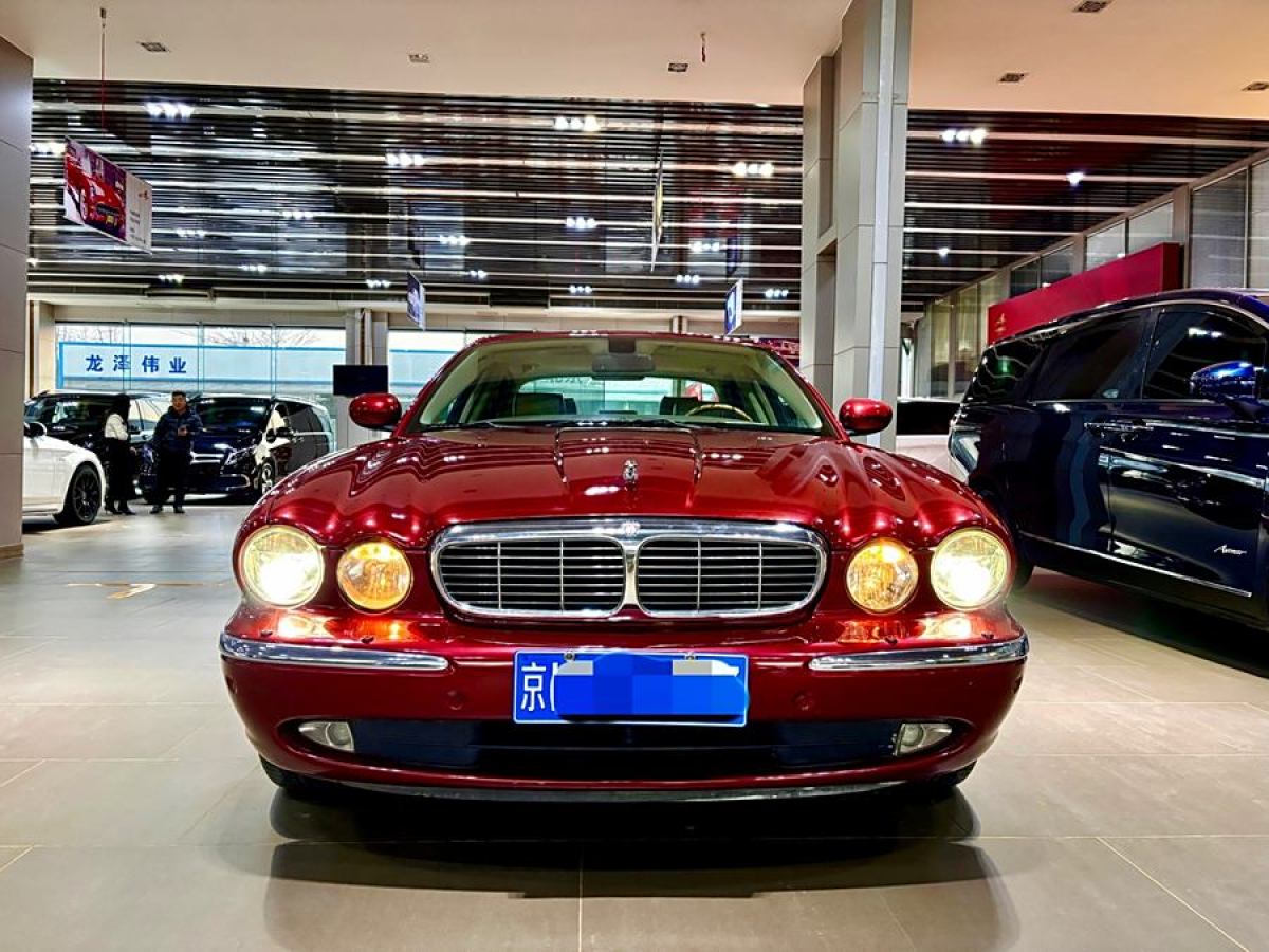 捷豹 XJ  2007款 XJ6L 3.0皇家加長版圖片