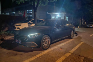 奔驰E级 奔驰 改款 E 300 L 豪华型