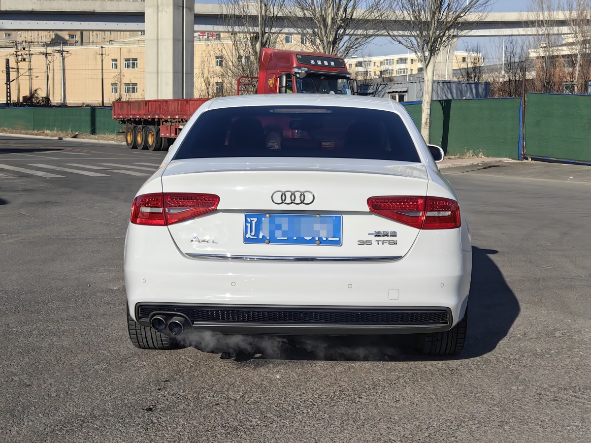 奧迪 奧迪A4L  2015款 35 TFSI 自動(dòng)舒適型圖片