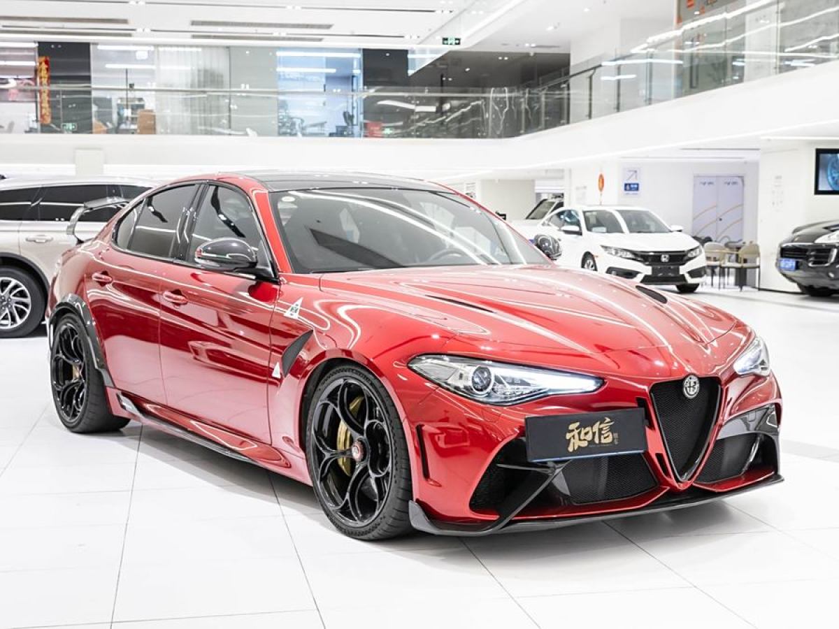 2022年4月阿爾法·羅密歐 Giulia  2021款 GTAm