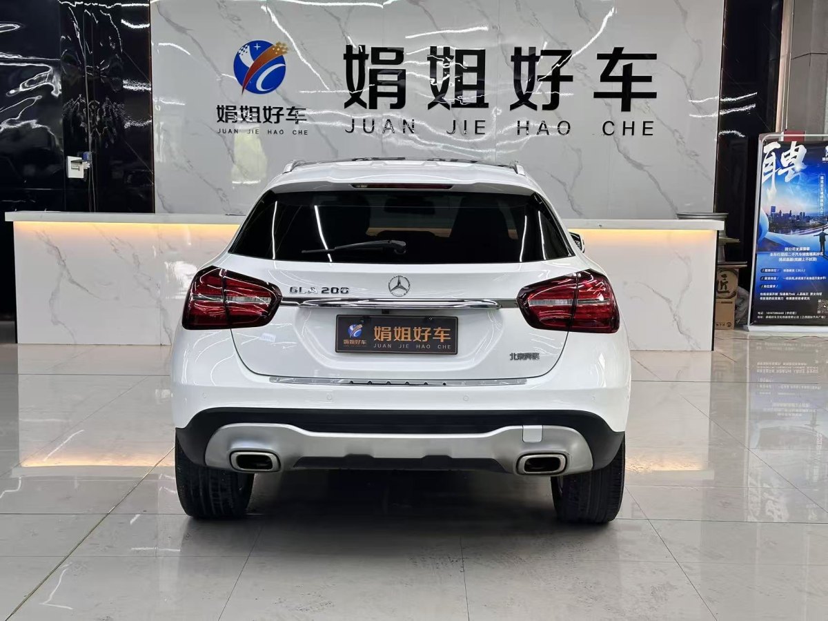 奔馳 奔馳GLA  2019款 GLA 200 動感型圖片