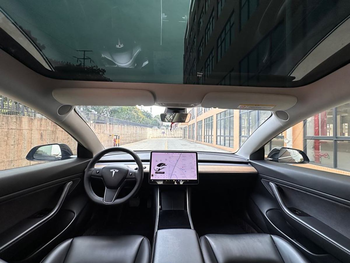 特斯拉 Model 3  2020款 改款 標準續(xù)航后驅升級版圖片