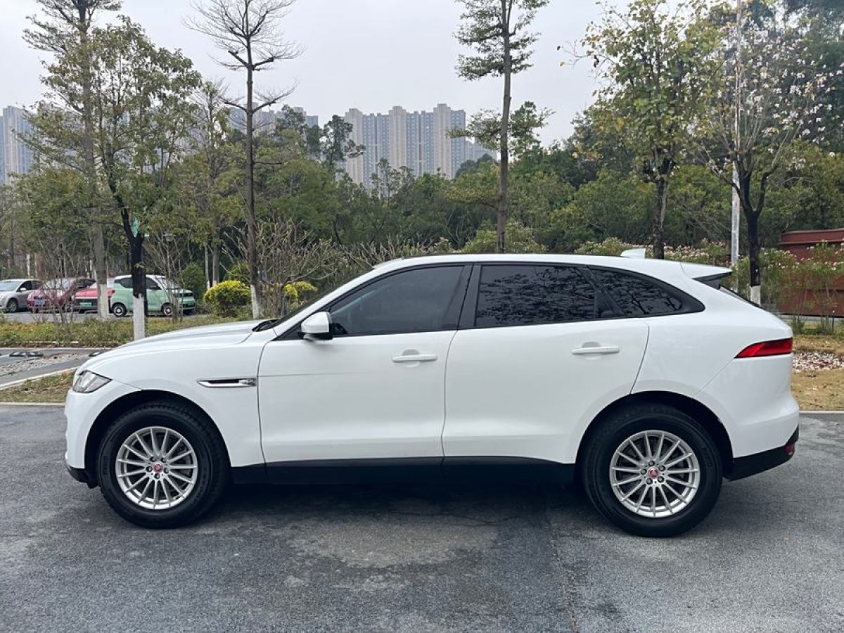 捷豹 F-PACE  2018款 2.0T 四驅(qū)都市尊享版圖片