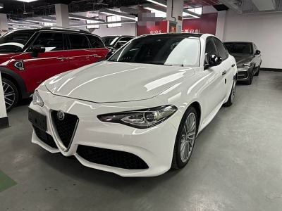 2017年2月 阿尔法·罗密欧 Giulia 2.0T 280HP 豪华版图片