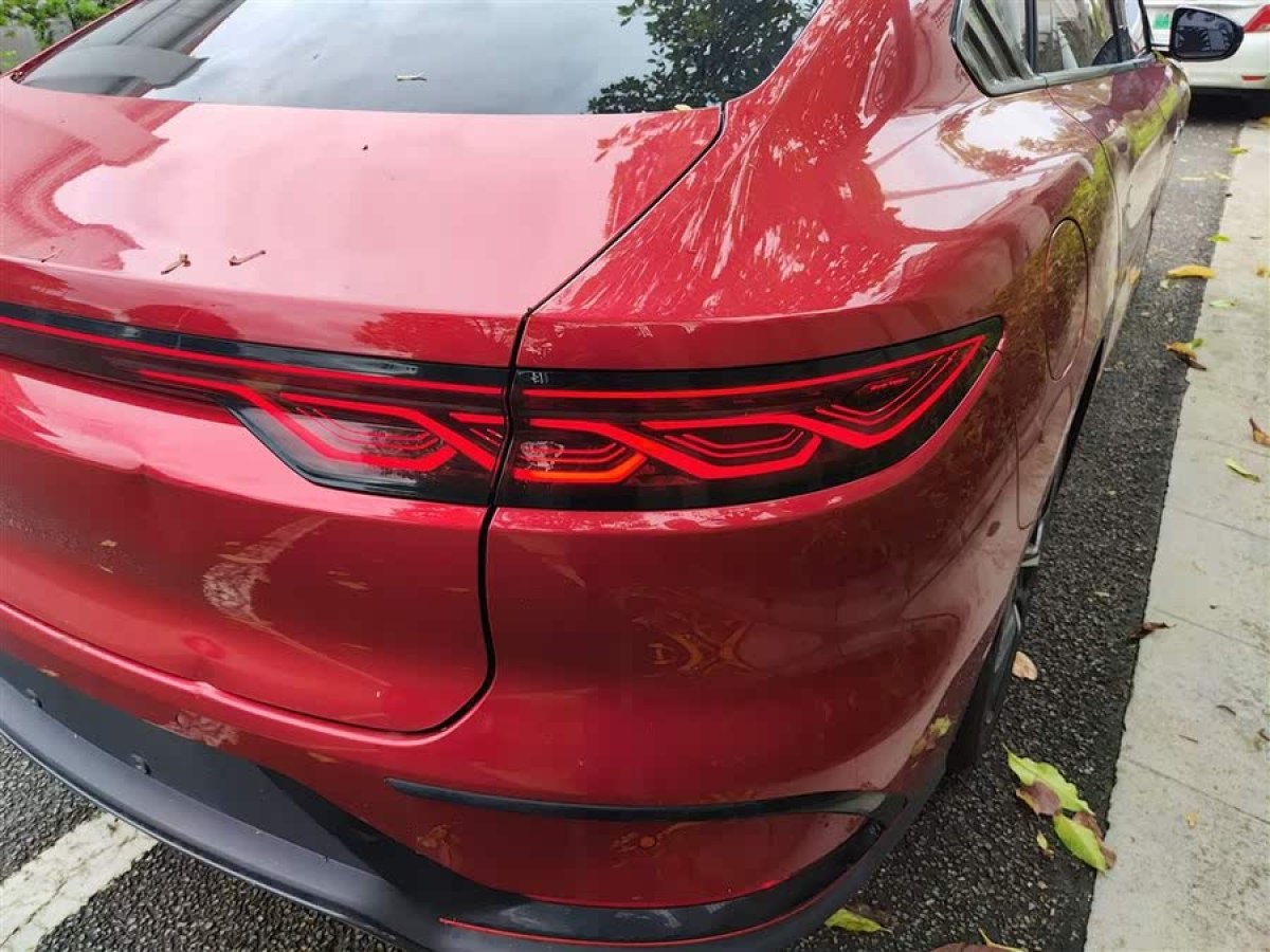比亞迪 漢  2022款 EV 創(chuàng)世版 610KM四驅(qū)尊享型圖片