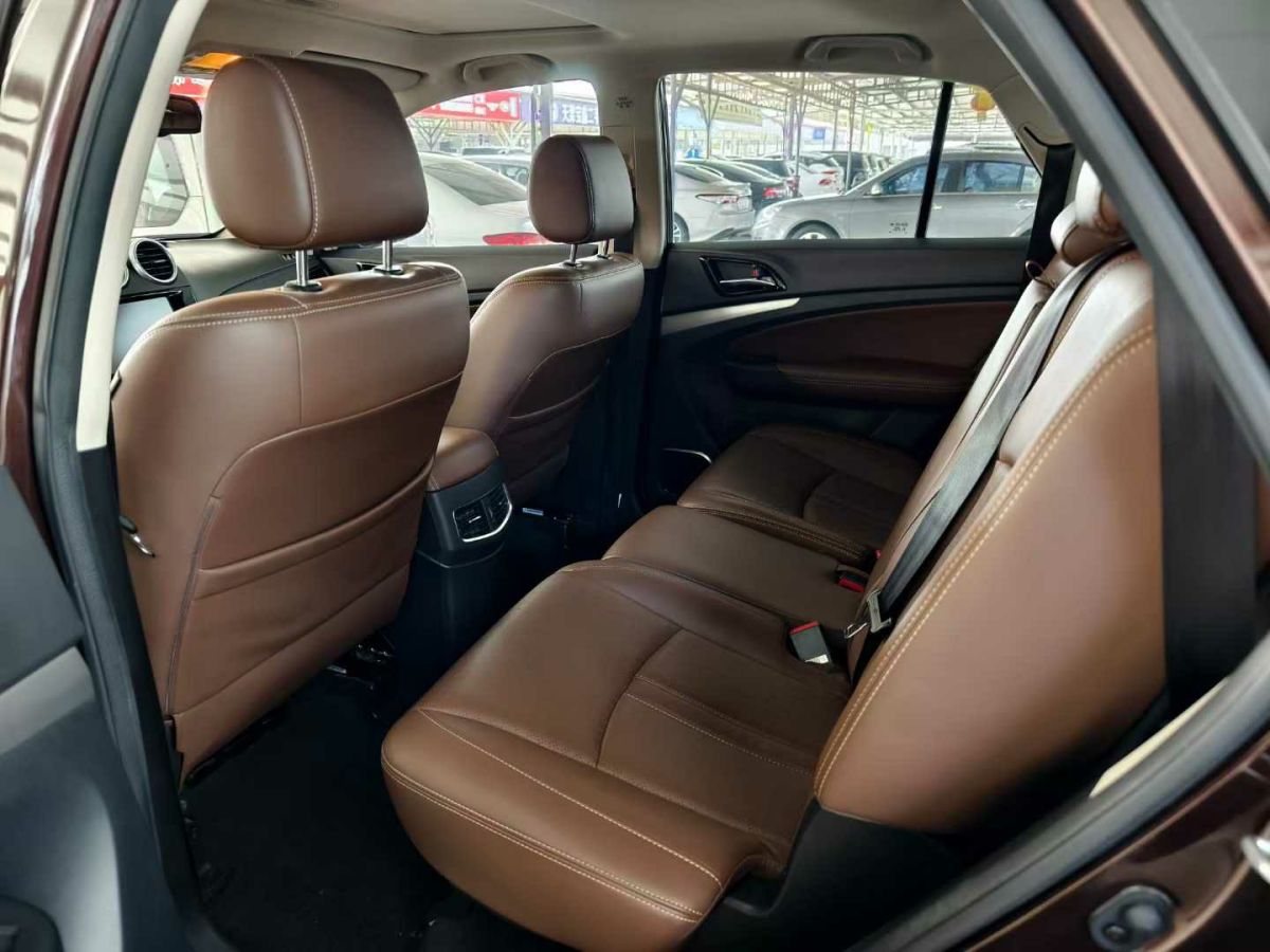 比亞迪 S7  2016款 1.5T 手動尊貴型圖片