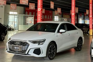 奥迪A3 奥迪 A3L Limousine 35 TFSI 进取运动型