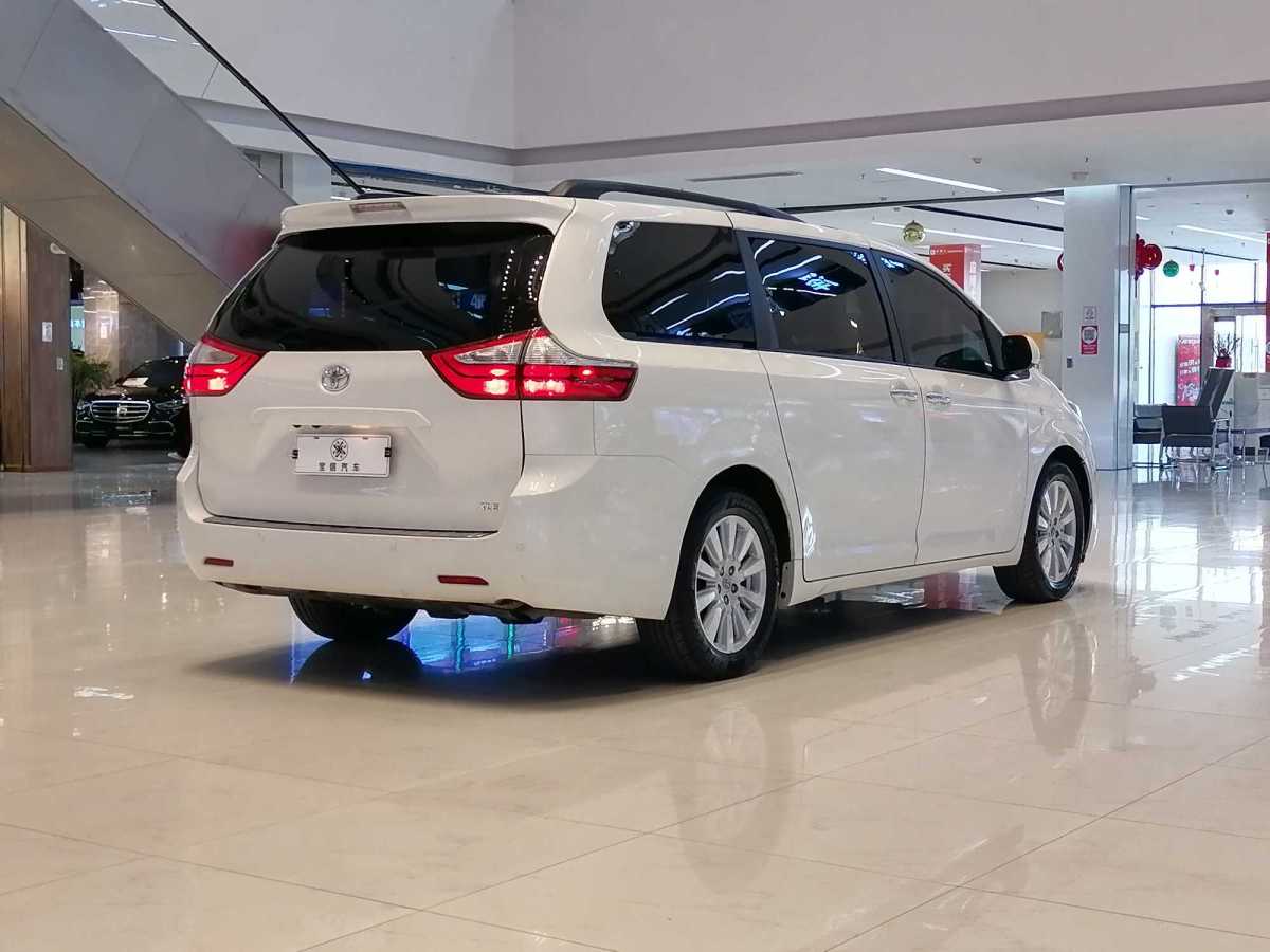 豐田 塞納  2015款 3.5L 四驅(qū)L圖片